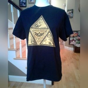 Legend of Zelda Nintendo Tee - Medium